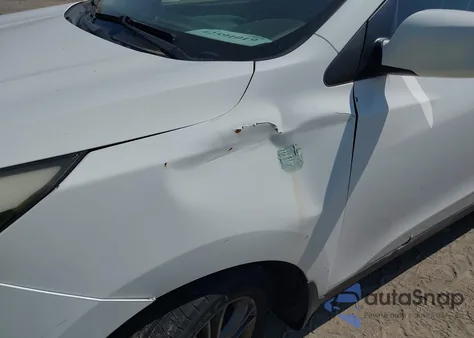 2015 Hyundai Tucson Gls from USA, damaged, VIN KM8JT3AF4FU060991